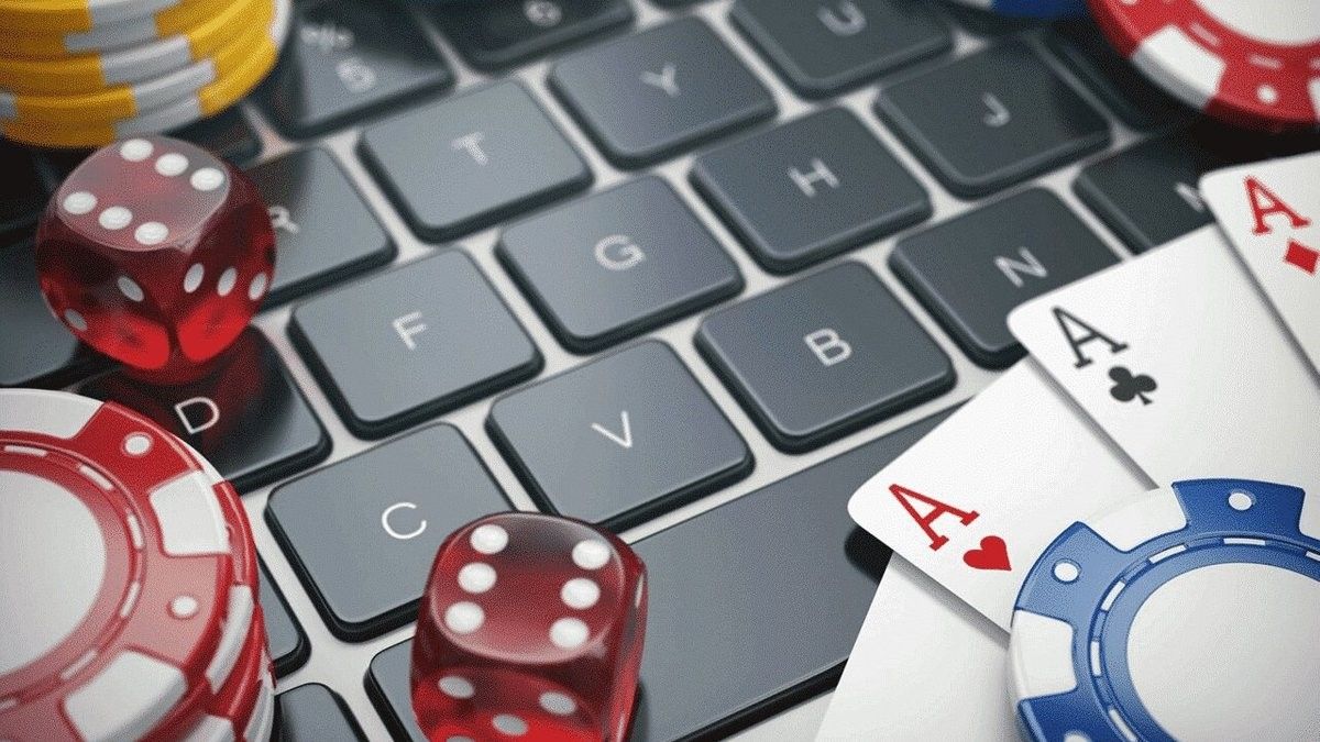 Huuuge Casino پر آن لائن سلاٹس کے بارے میں
